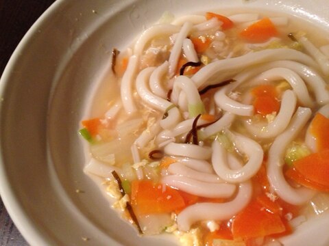 離乳食☆塩昆布で味付け！野菜うどん